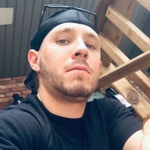 Meet your Posher, Joshua